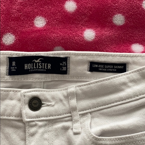 White Low Rise Jeans - Picture 6 of 6